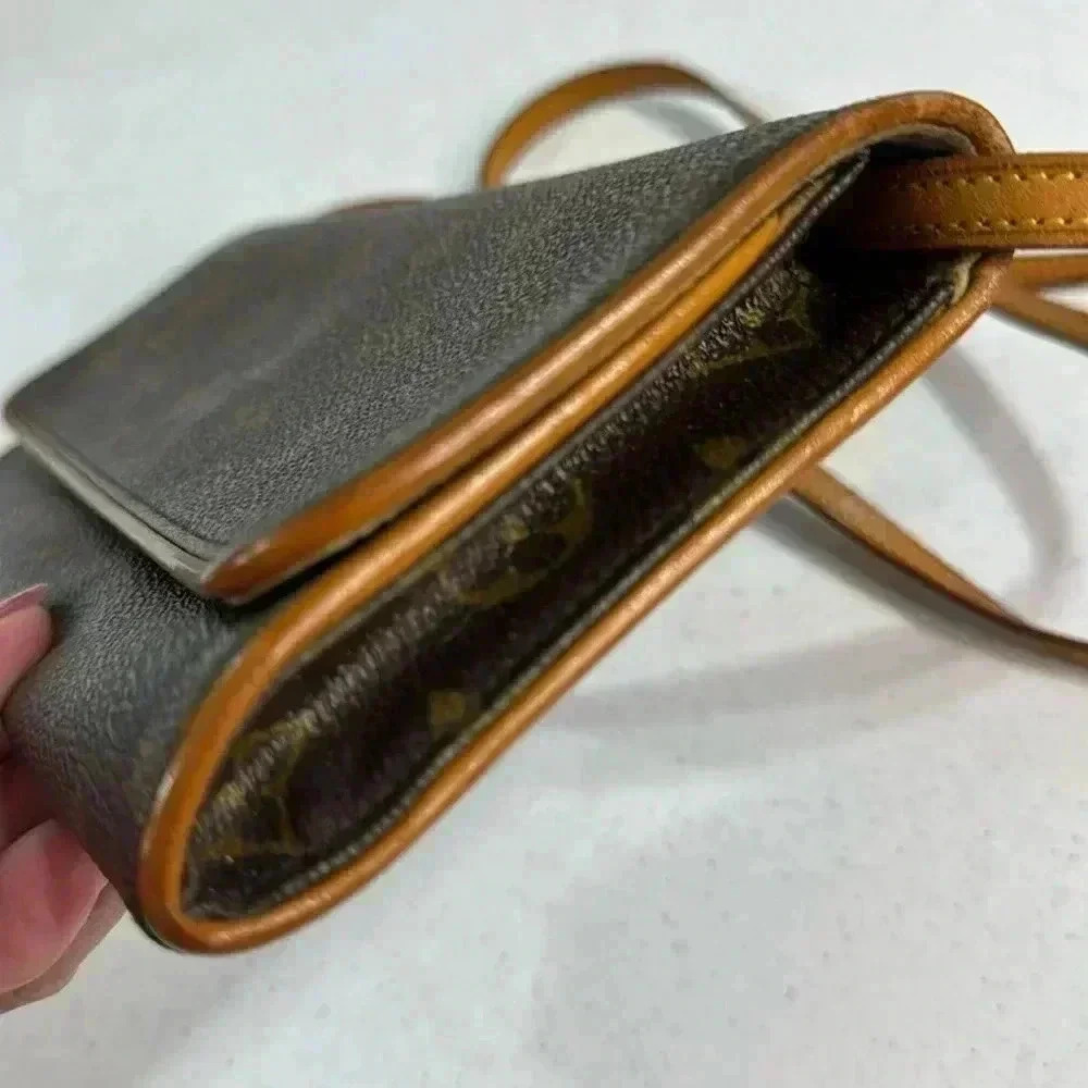 Louis Vuitton Pouchette Twin GM Authentic EUC LV Monogram Leather w/ dust bag - Picture 6 of 17